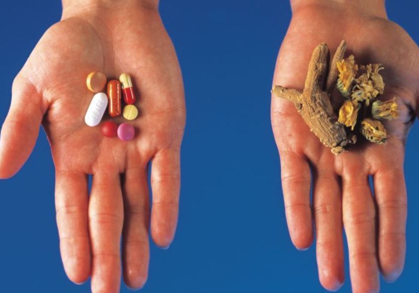 alternative-holistic-medicine-vs-western-medicine